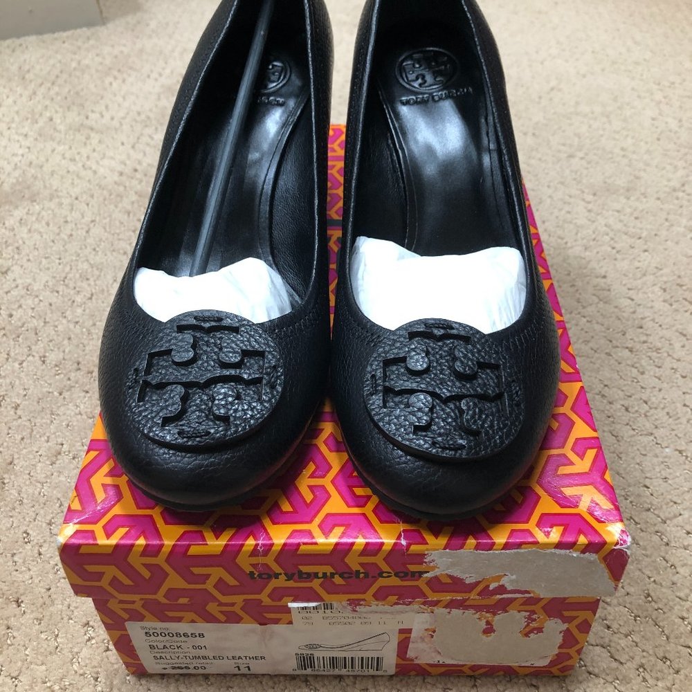 Tory Burch Sally leather wedges brand new in box size 11